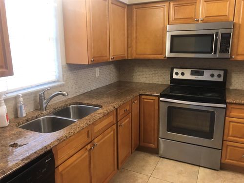 apt-102-2333 Indian River Blvd, Vero Beach, FL, 32960-5201 | Card Image