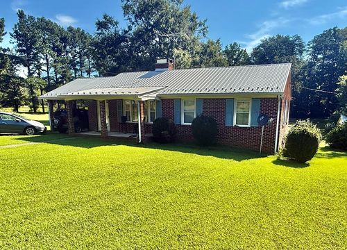 585 Southern Dr, Keysville, VA, 23947-3505 | Card Image