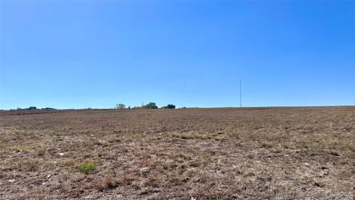 320 Travertine, Ardmore, OK, 73401-5573 | Card Image
