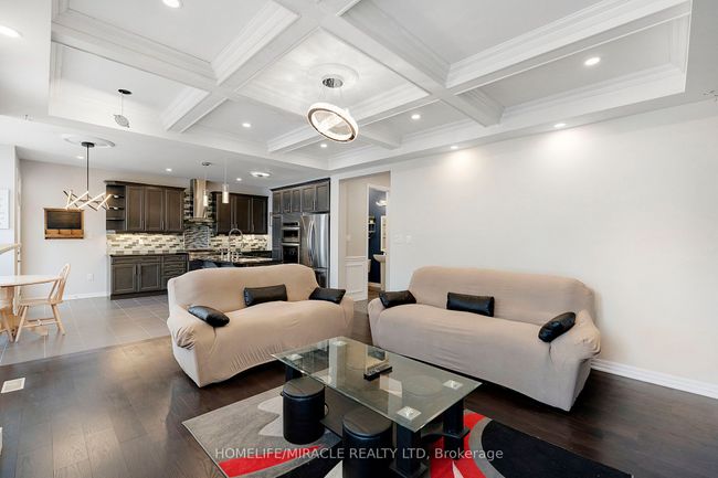 51 Stedford Cres, House other with 6 bedrooms, 5 bathrooms and 4 parking in Brampton ON | Image 13