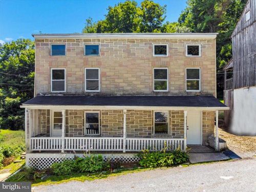 60-58-60 Irish Ln, COATESVILLE, PA, 19320-5932 | Card Image
