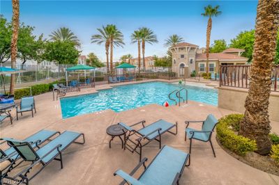 2322 - 10001 Peace Way, Condo with 2 bedrooms, 2 bathrooms and null parking in Las Vegas NV | Image 2