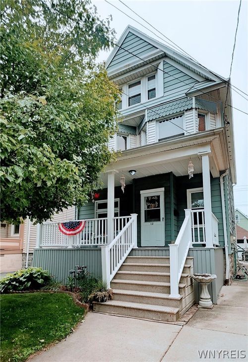 12 Seneca Parkside, Buffalo, NY, 14210-2417 | Card Image