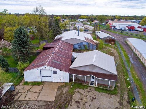 403 State St, Owosso, MI, 48867-2528 | Card Image