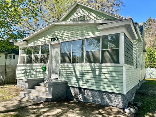 730 Hill Ave, Muskegon, MI, 49442-5152 | Card Image