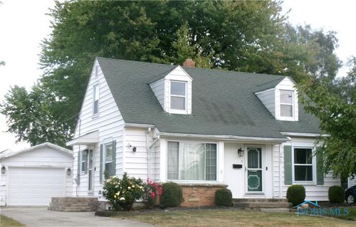 1417 E 3rd St, Ottawa, OH, 45875-1609 | Card Image