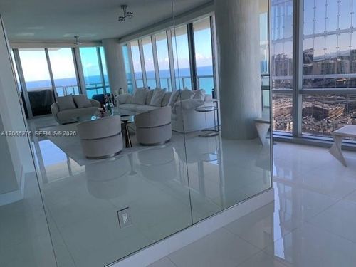 2808-17121 Collins Ave, Sunny Isles Beach, FL, 33160-3897 | Card Image