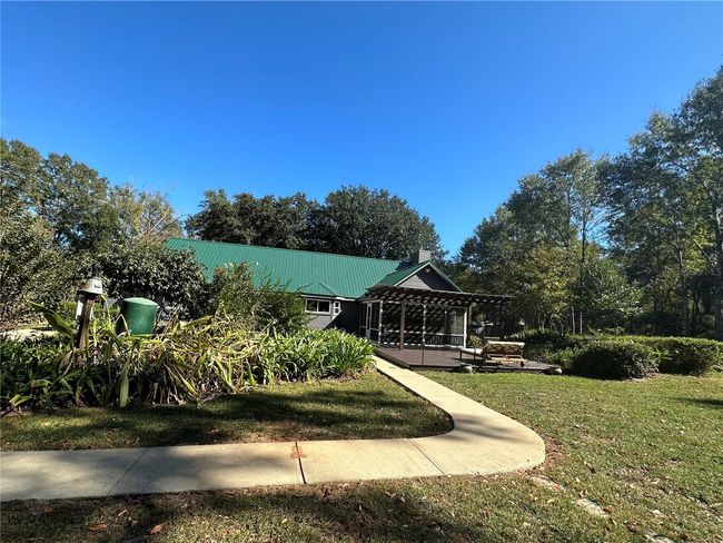 WALKING PATHS AROUND PROPERTY | Image 71