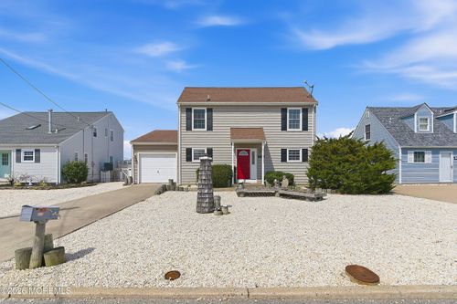 390 Bayview Avenue, Bayville, NJ, 08721 | Card Image