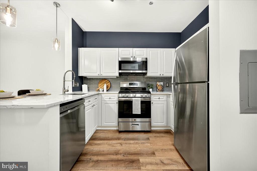 Residential in MCLEAN 3
