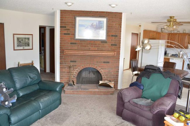 7113 99 St, House other with 3 bedrooms, 2 bathrooms and 4 parking in Peace River AB | Image 6