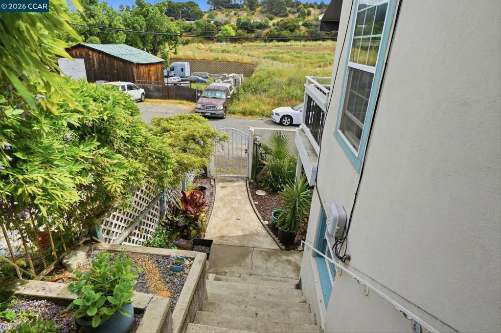 Residential in Martinez 5
