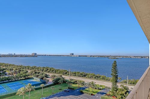1106-5420 N Ocean Dr, Riviera Beach, FL, 33404-2543 | Card Image