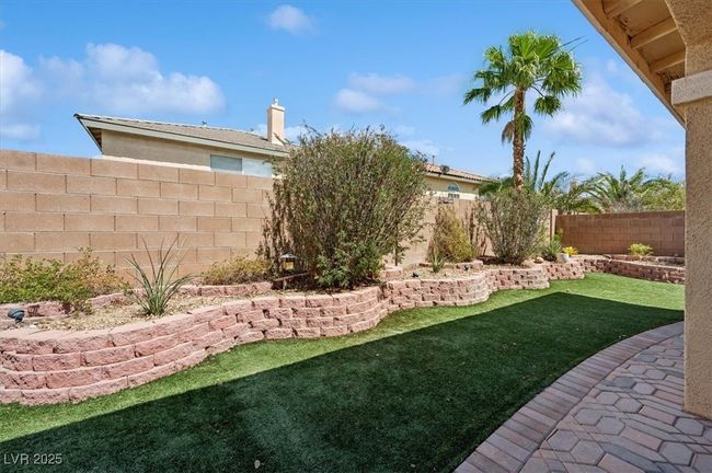 10948 Carberry Hill St, House other with 3 bedrooms, 4 bathrooms and null parking in Las Vegas NV | Image 57