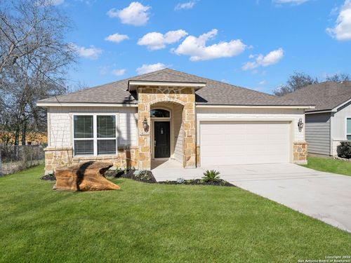 14681 Main St, Lytle, TX, 78052-9702 | Card Image