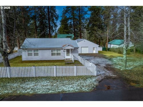 138722 Rhododendron St, Gilchrist, OR, 97737-3253 | Card Image