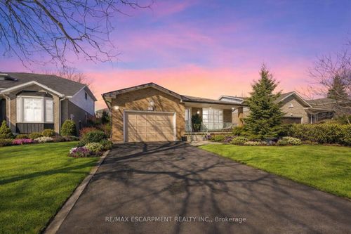 115 First Rd W, Stoney Creek, ON, L8J2S6 | Card Image