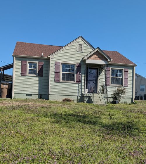 2232 Maplecrest Dr, Nashville, TN, 37214-1751 | Card Image
