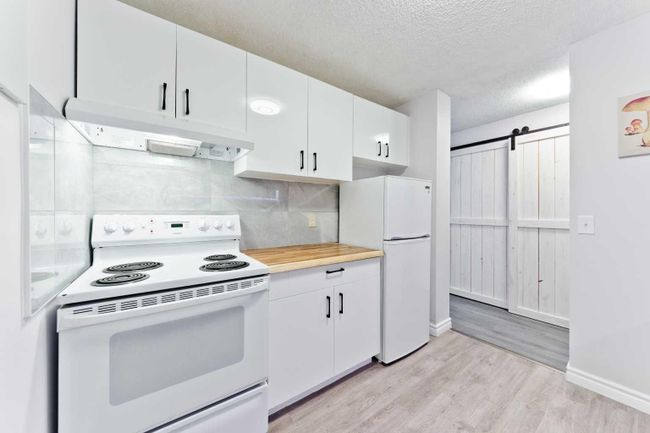 706 - 4944 Dalton Drive Nw, Home with 2 bedrooms, 1 bathrooms and 1 parking in Calgary AB | Image 5