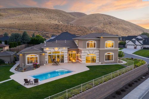 665 Isola Vista Ct, Richland, WA, 99352 | Card Image