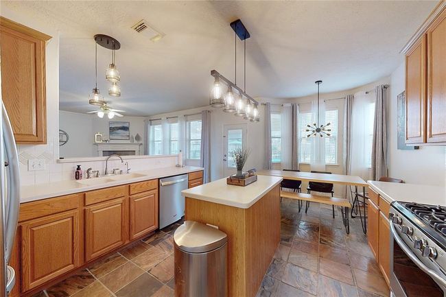 21419 Hannover Estates Dr, House other with 3 bedrooms, 3 bathrooms and 2 parking in Spring TX | Image 15