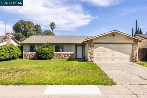 4009 Bairnsdale Way, Sacramento, CA, 95826-5047 | Card Image