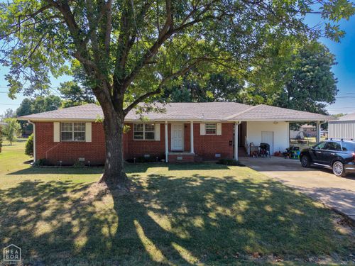 806 E Elm St, Walnut Ridge, AR, 72476-3219 | Card Image