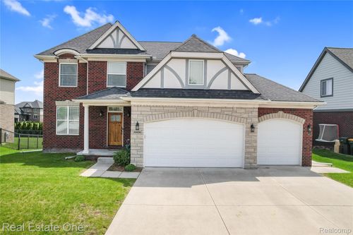 26608 Fountain View Blvd, Chesterfield, MI, 48051-2054 | Card Image