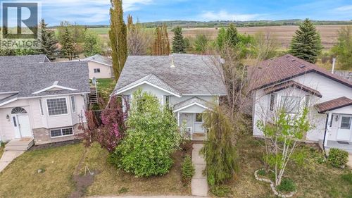45 Durand Crescent, Red Deer, AB, T4R3A7 | Card Image