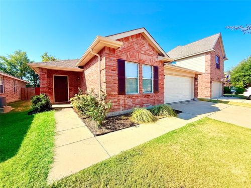 1604 Quail Springs Cir, Fort Worth, TX, 76177-1508 | Card Image
