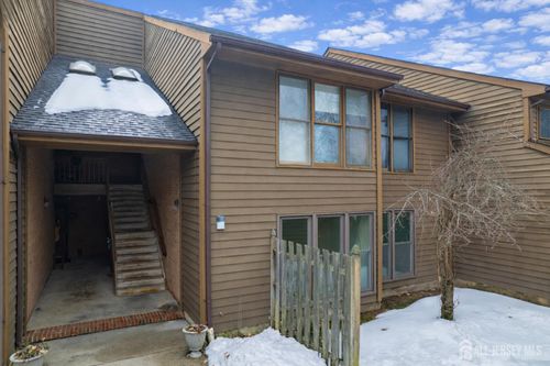 127 Oakmont Ct, Edison, NJ, 08820-1056 | Card Image