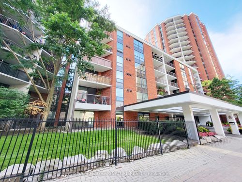 205-77 Maitland Pl, Toronto, ON, M4Y2V6 | Card Image