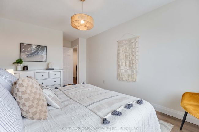 43 Linnell St, House attached with 3 bedrooms, 3 bathrooms and 2 parking in Ajax ON | Image 14