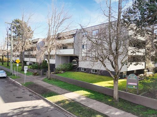 213-909 Pembroke St, Victoria, BC, V8T4Z5 | Card Image