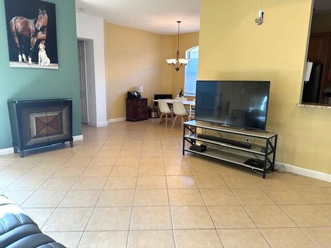 7326 Bob O Link Way, House other with 2 bedrooms, 2 bathrooms and null parking in Port St Lucie FL | Image 6