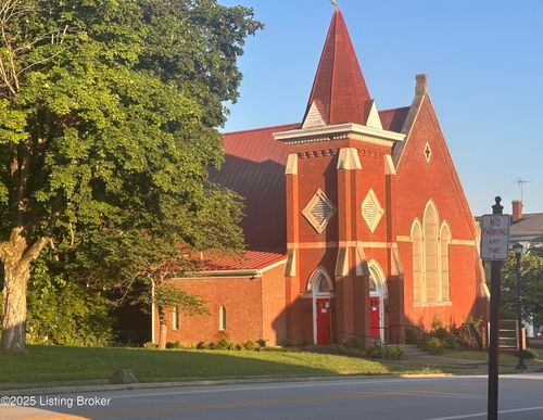 126 Taylorsville Rd, Bloomfield, KY, 40008-7142 | Card Image