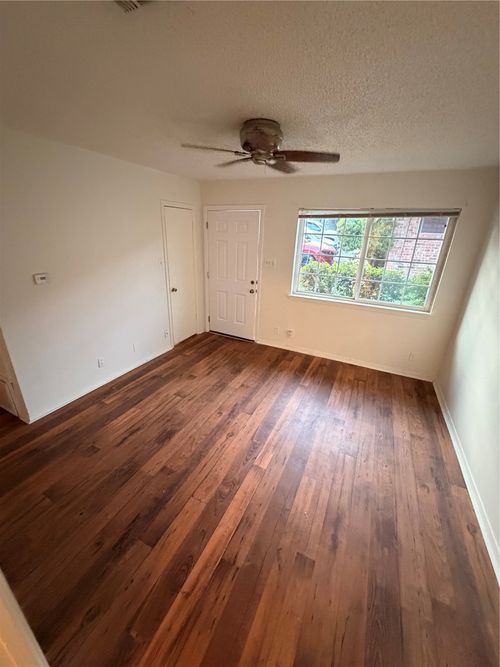 a-3405 Willowrun Cv, Austin, TX, 78704-7388 | Card Image