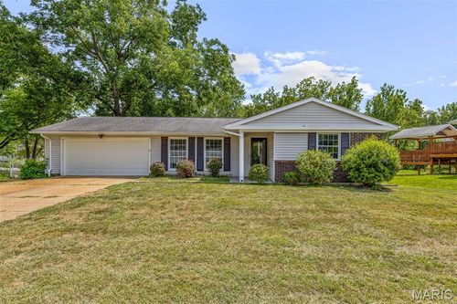 3960 Havercliff Ln, Bridgeton, MO, 63044-2043 | Card Image