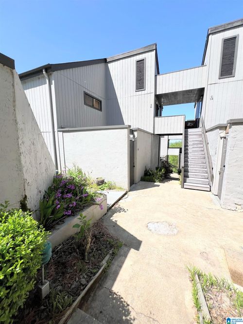 apt-c9-3350 Altamont Rd, BIRMINGHAM, AL, 35205-2192 | Card Image