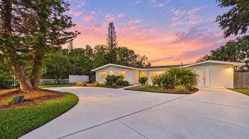 24 Hardee Cir N, Rockledge, FL, 32955-2407 | Card Image