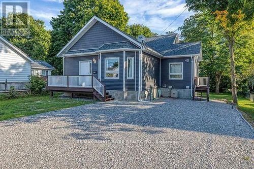100 Queen St, Woodville, ON, K0M2T0 | Card Image