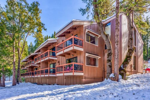b206-7540 Henness Cir, Yosemite National Park, CA, 95389 | Card Image