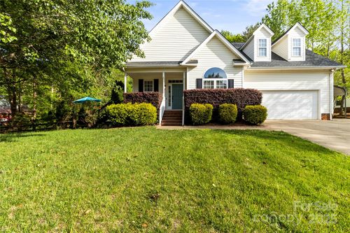 3509 Seminole Dr, Maiden, NC, 28650-9427 | Card Image