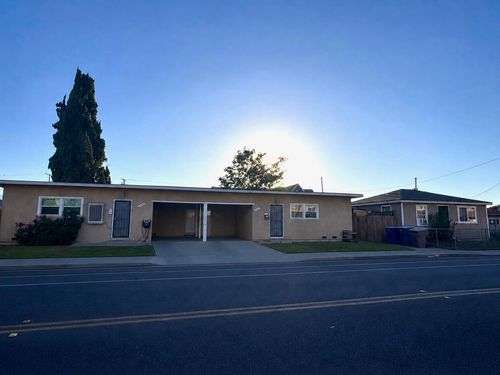 301 S Pratt Street, Tulare, CA, 93274 | Card Image