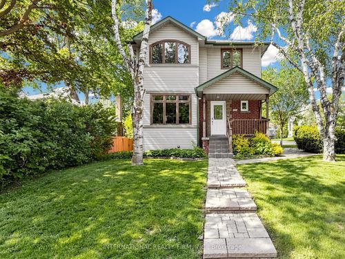 200 Burndale Ave, North York, ON, M2N1T3 | Card Image