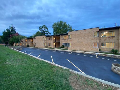 1007 Park Ave, Hot Springs, AR, 71901-3012 | Card Image