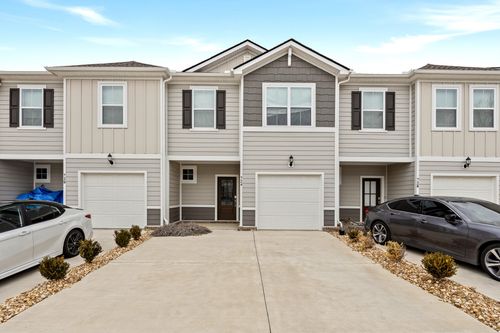 724 Big Bend Ct, White House, TN, 37188-2239 | Card Image