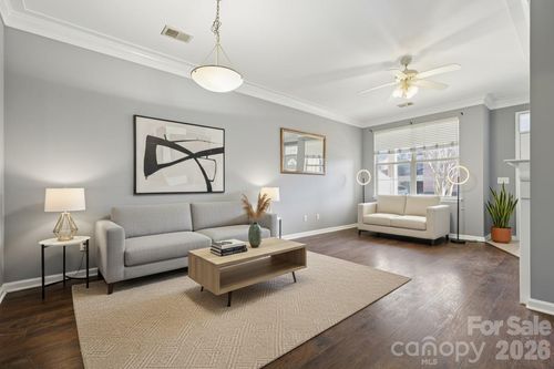 7325 Michaels Landing Dr, Charlotte, NC, 28262-3566 | Card Image