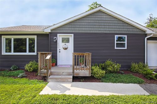 236 Freida St, Montgomery, NY, 12549-1713 | Card Image