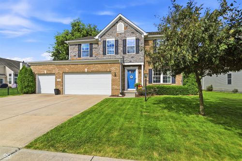12116 Westmorland Dr, Fishers, IN, 46037-4407 | Card Image